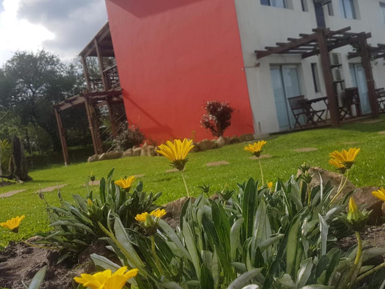 Complejo Juanjo Ramos Hotell Termas del Daymán Exteriör bild